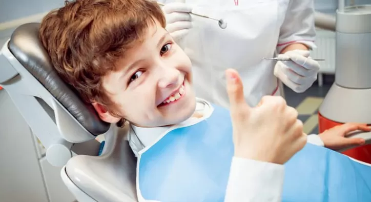 Diş Çapraşıklığı Nedenleri - Dişler Neden Çapraşık Olur?