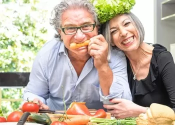 İmplant Sonrası Nasıl Beslenmeli?