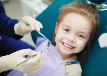 Diş Aşısı (Fissür Örtücü) Nedir?