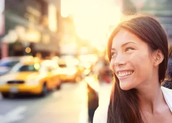 Diş Eti Gülümsemesi (Gummy Smile) Tedavisi