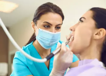 Diş Taşı Temizliği Zararlı mı?