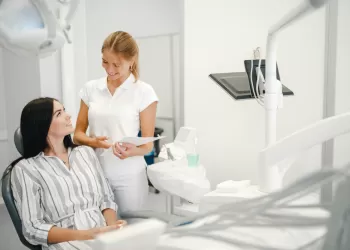 Gülüş Tasarımı İçin Diş Hekimi Seçerken Dikkat Edilecekler