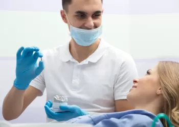 İmplant Bakımı Nasıl Yapılır?