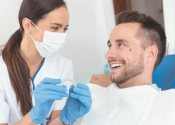 Şeffaf Plak Telsiz Ortodonti Fiyatları Neye Göre Belirlenir?