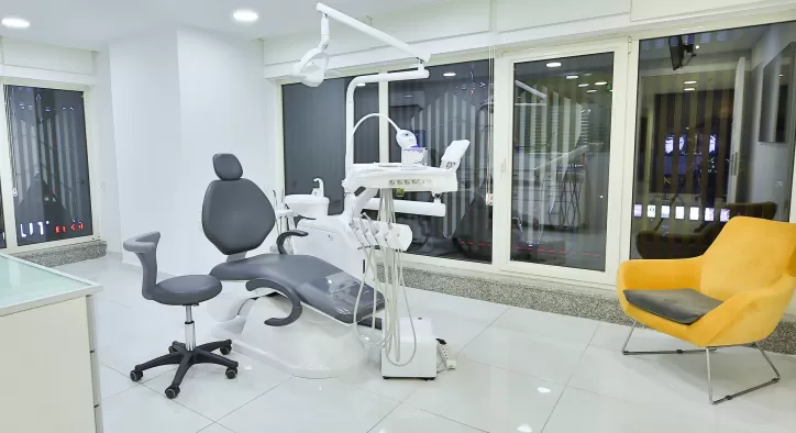 Diş Kliniği Şenlikköy